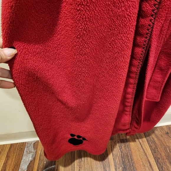 Delicates Red Long Cozy  Robe with Embroidered Dog theme - Picture 8 of 15